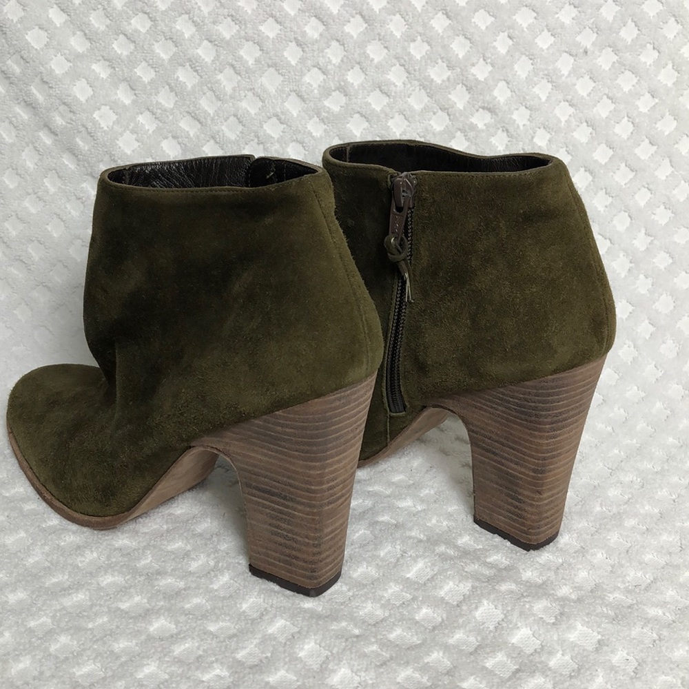 Stuart Weitzman Demigran Ankle Booties Size 9 1/2 - image 3